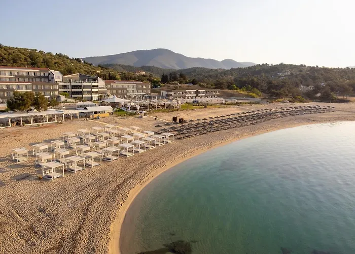 Hotel Blue Dream Palace Tripiti