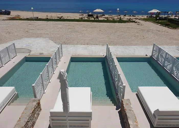 Blue Dream Palace Tripiti Hotel