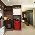 Blue Dream Palace Tripiti Skála Marión