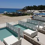 Blue Dream Palace Tripiti Hotel