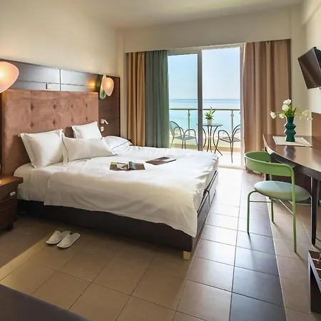 Отель Blue Dream Palace Tripiti 5*