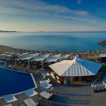 Blue Dream Palace Tripiti Отель