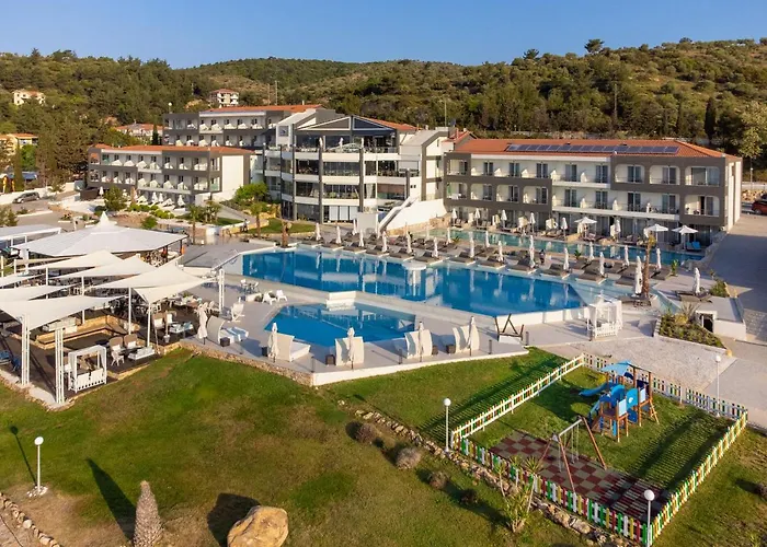 Blue Dream Palace Tripiti Otel 5*