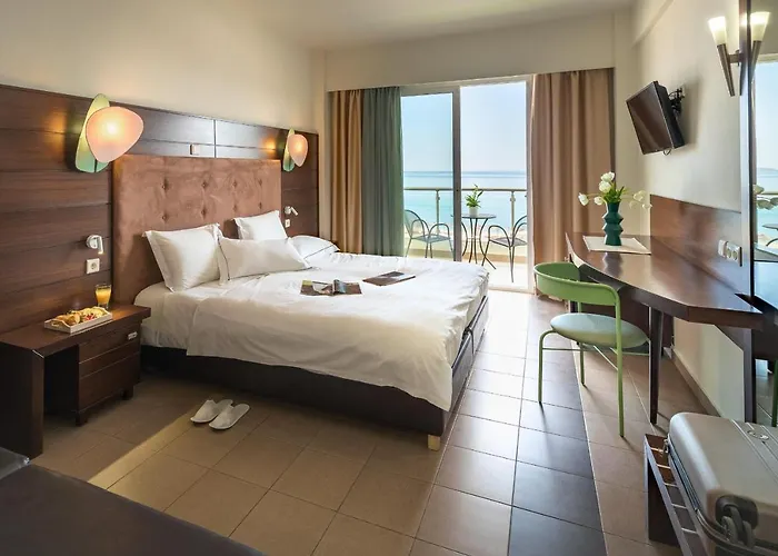 Otel Blue Dream Palace Tripiti 5*