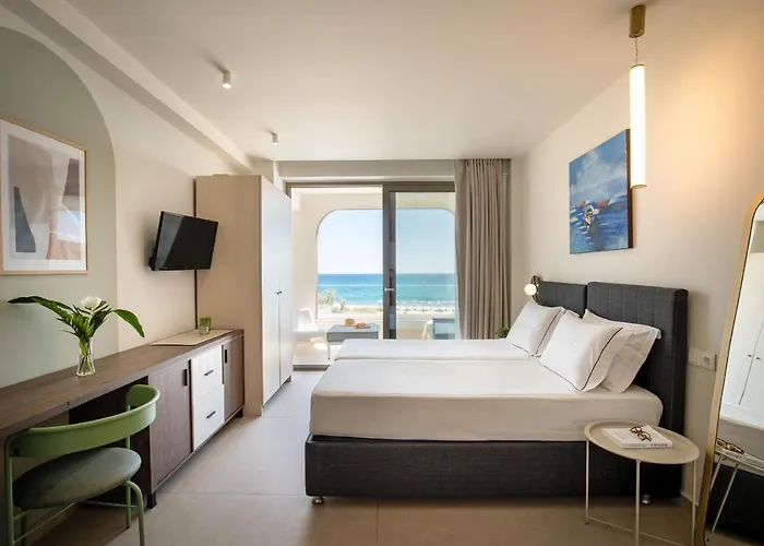 Blue Dream Palace Tripiti Skála Marión