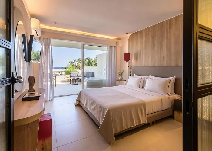 Blue Dream Palace Tripiti Otel Skála Marión